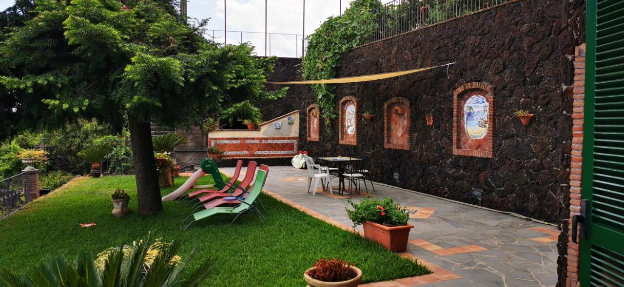 B&B Villa Dagala Santa Venerina Kültér fotó